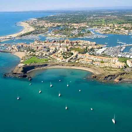 Paisible A Avec Piscine Partagee *