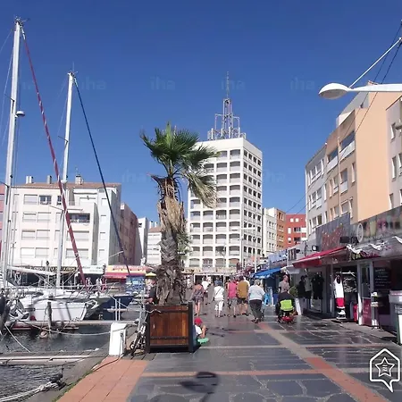 Paisible A Avec Piscine Partagee Agde