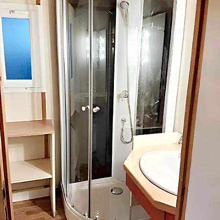 Paisible A Avec Piscine Partagee 別荘 アグド