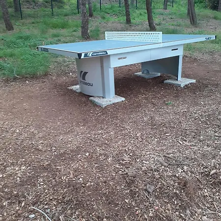 Paisible A Avec Piscine Partagee Vakantiehuis