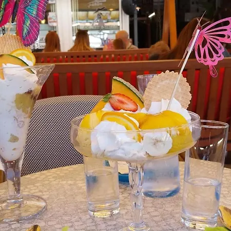 Paisible A Avec Piscine Partagee 別荘 アグド