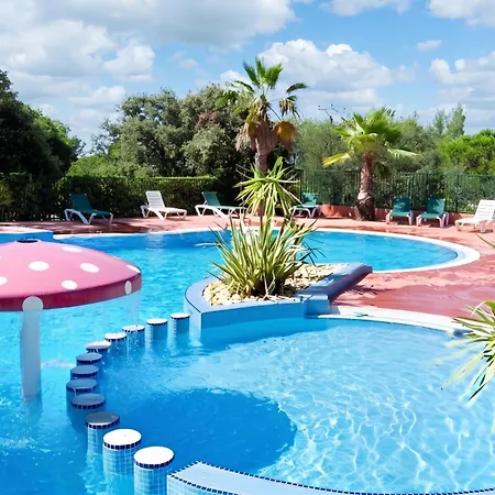 Paisible A Avec Piscine Partagee アグド