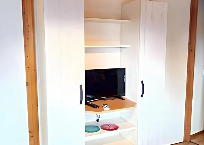 Casa vacanze Paisible à Avec Piscine Partagée *