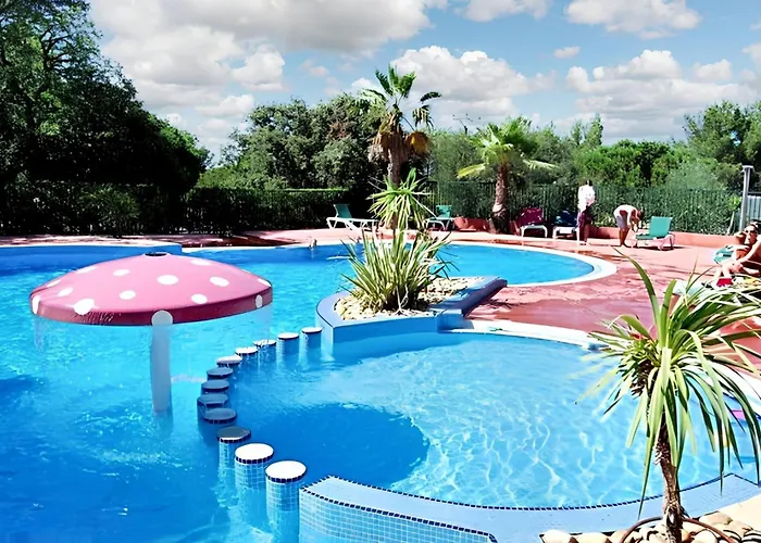 Paisible à Avec Piscine Partagée Agde